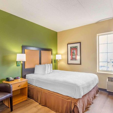 Extended Stay America Select Suites - Chicago - Lombard - Oakbrook Oakbrook Terrace Kültér fotó