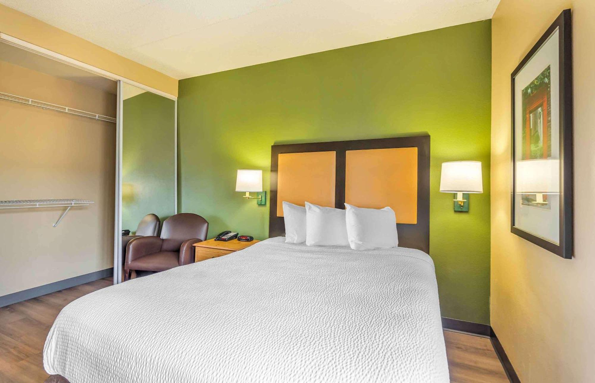 Extended Stay America Select Suites - Chicago - Lombard - Oakbrook Oakbrook Terrace Kültér fotó