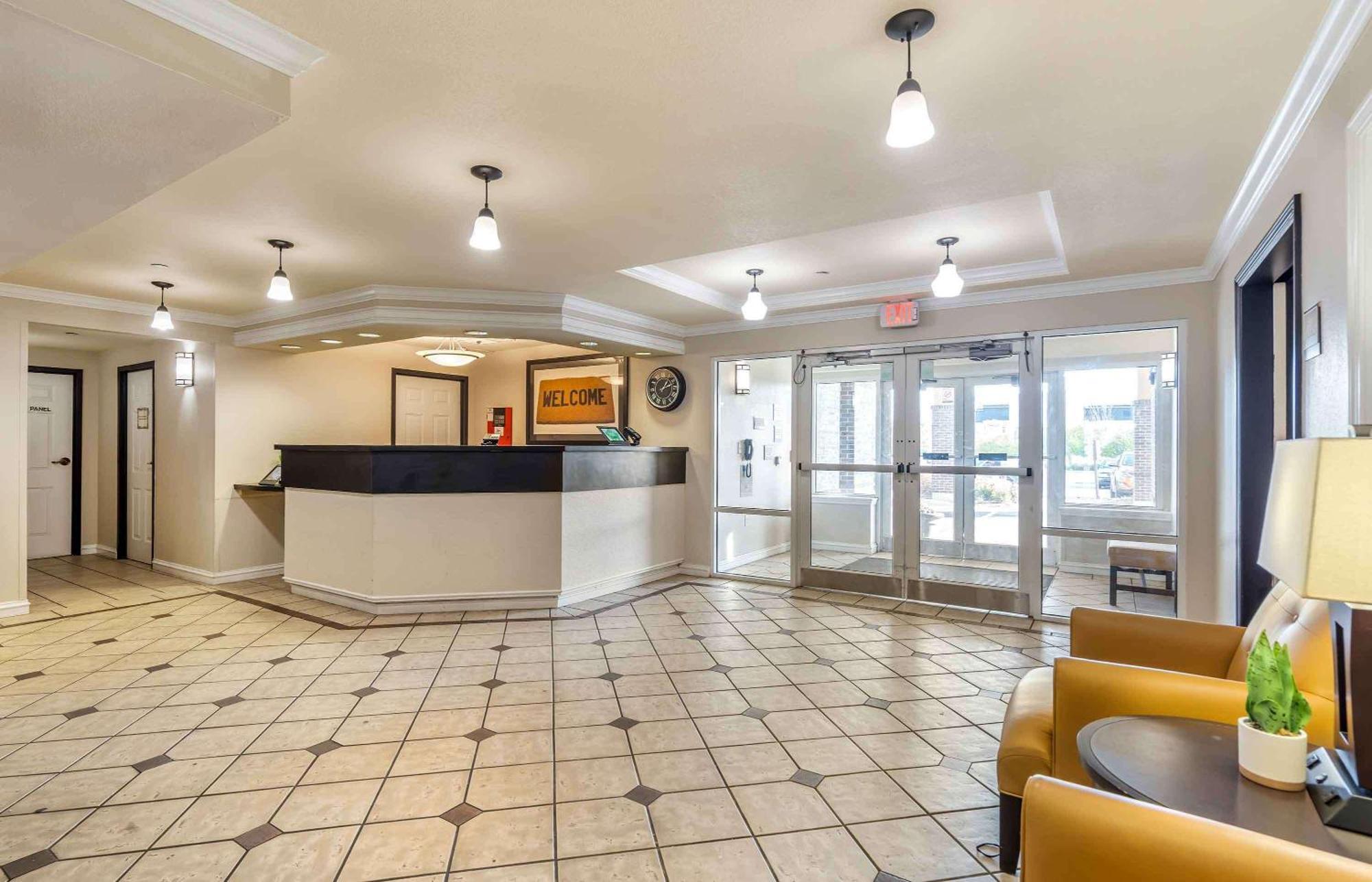 Extended Stay America Select Suites - Chicago - Lombard - Oakbrook Oakbrook Terrace Kültér fotó