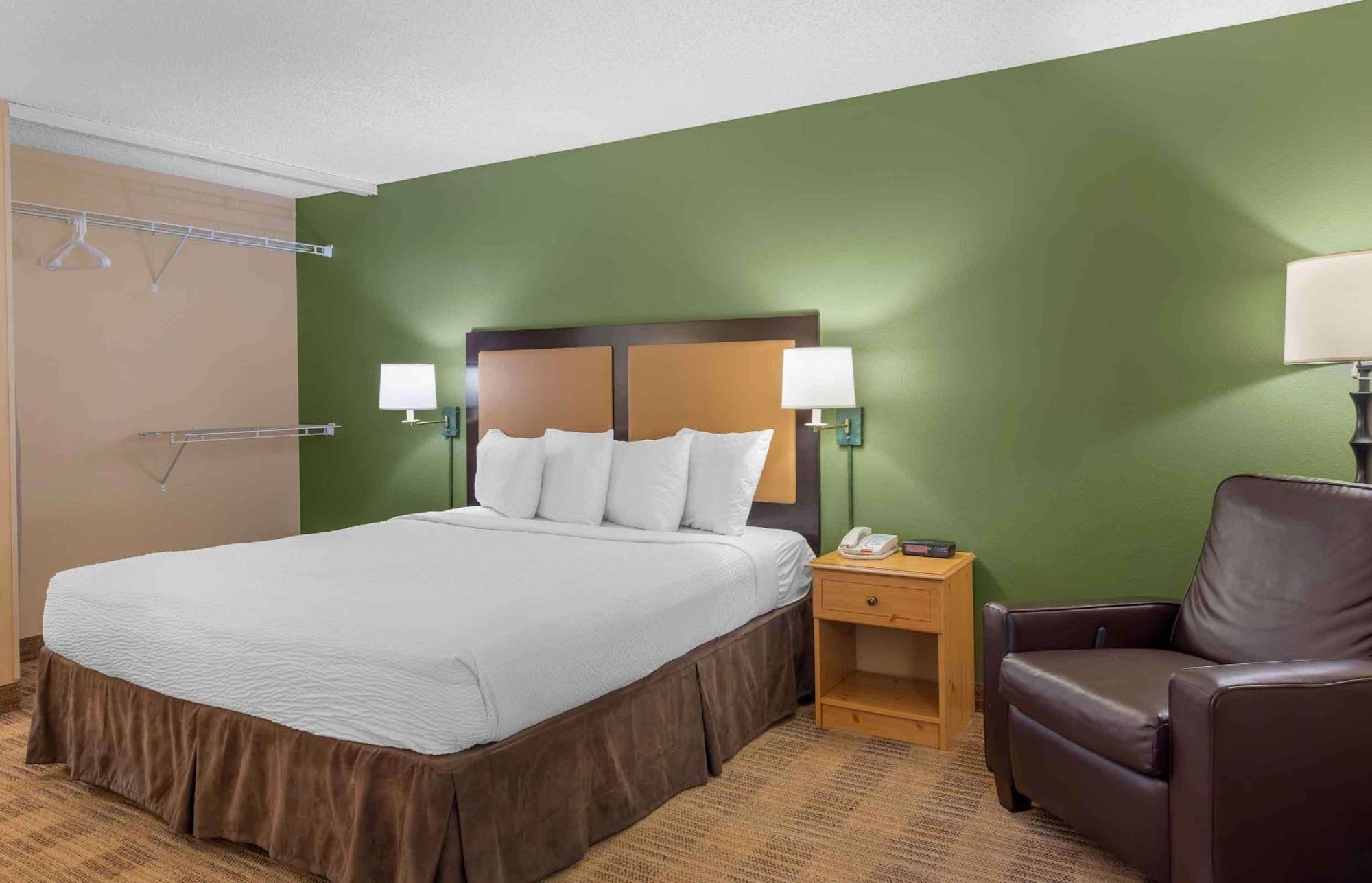 Extended Stay America Select Suites - Chicago - Lombard - Oakbrook Oakbrook Terrace Kültér fotó