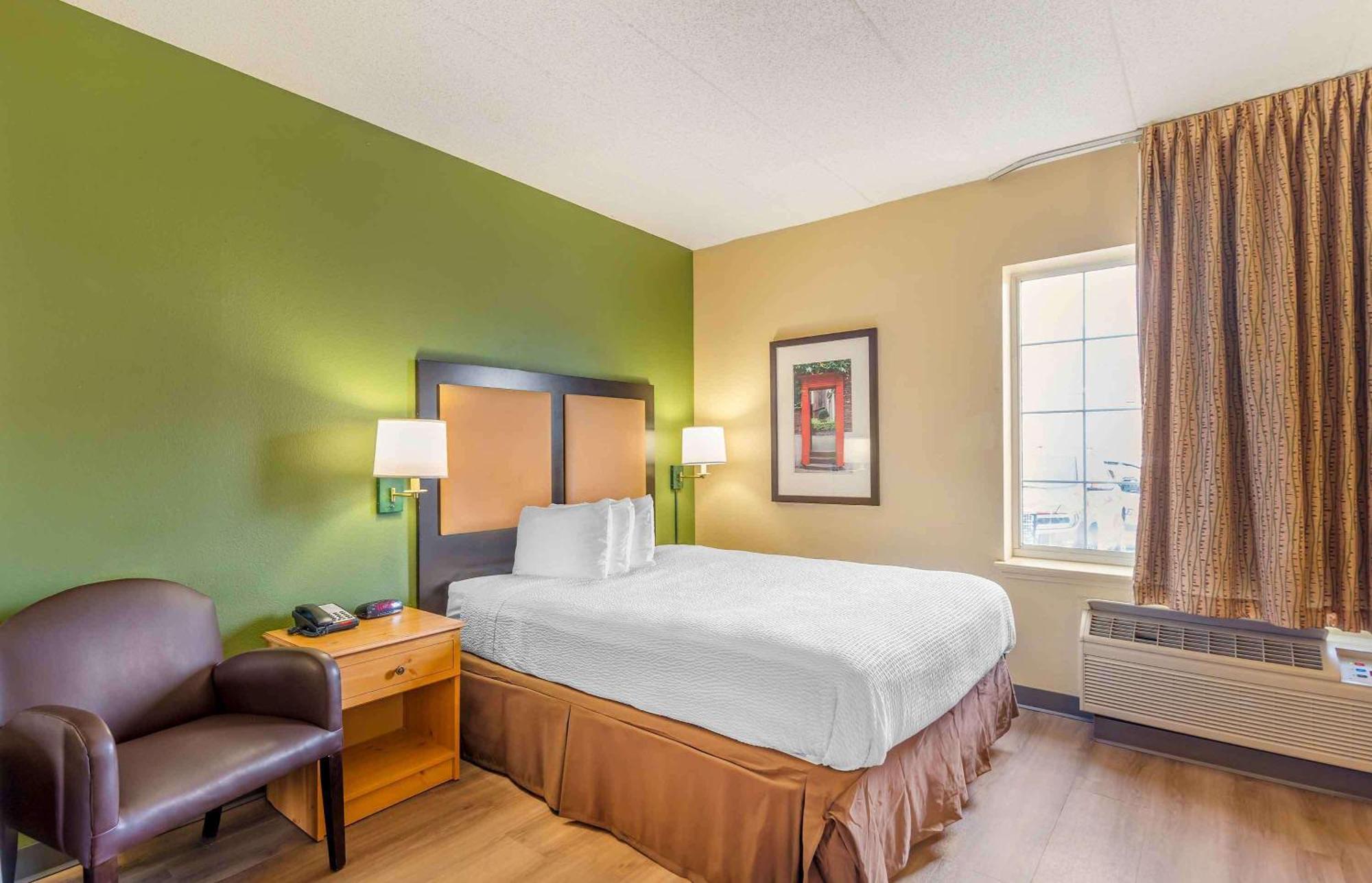 Extended Stay America Select Suites - Chicago - Lombard - Oakbrook Oakbrook Terrace Kültér fotó