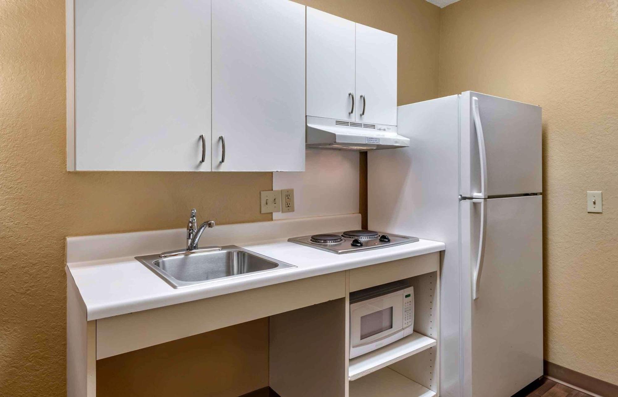 Extended Stay America Select Suites - Chicago - Lombard - Oakbrook Oakbrook Terrace Kültér fotó