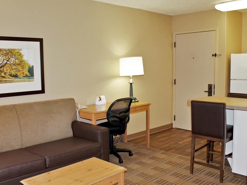 Extended Stay America Select Suites - Chicago - Lombard - Oakbrook Oakbrook Terrace Kültér fotó