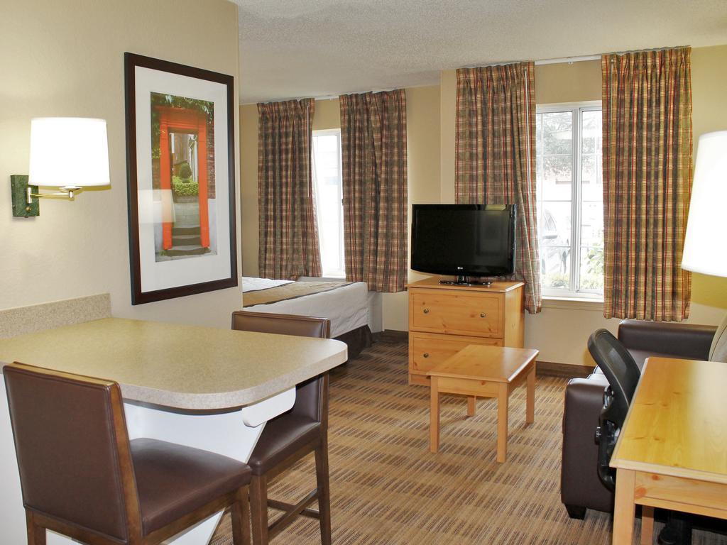 Extended Stay America Select Suites - Chicago - Lombard - Oakbrook Oakbrook Terrace Kültér fotó