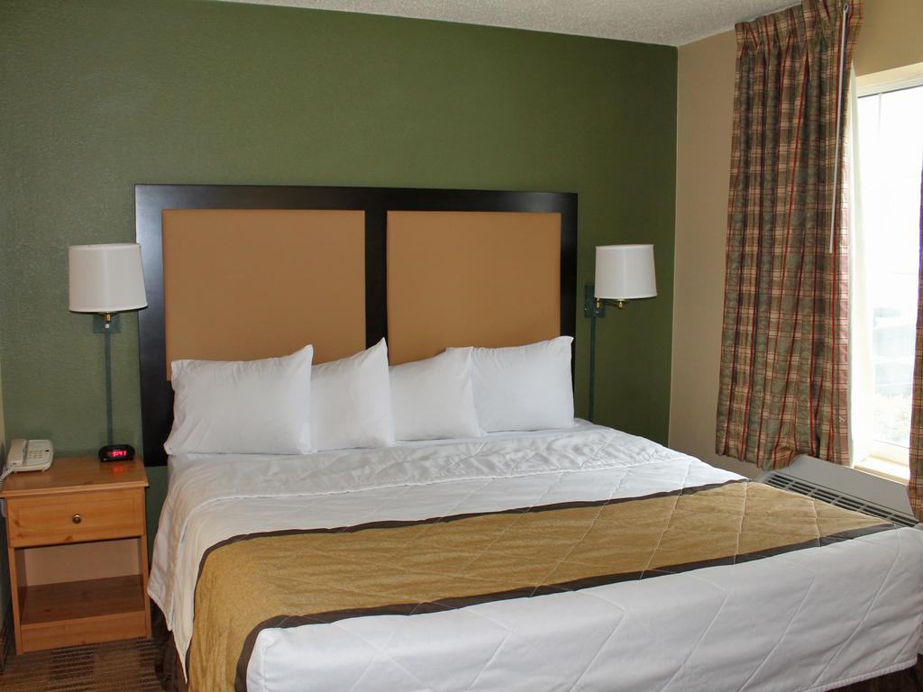 Extended Stay America Select Suites - Chicago - Lombard - Oakbrook Oakbrook Terrace Kültér fotó
